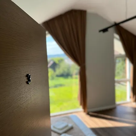 The Nest بيت ضيافة